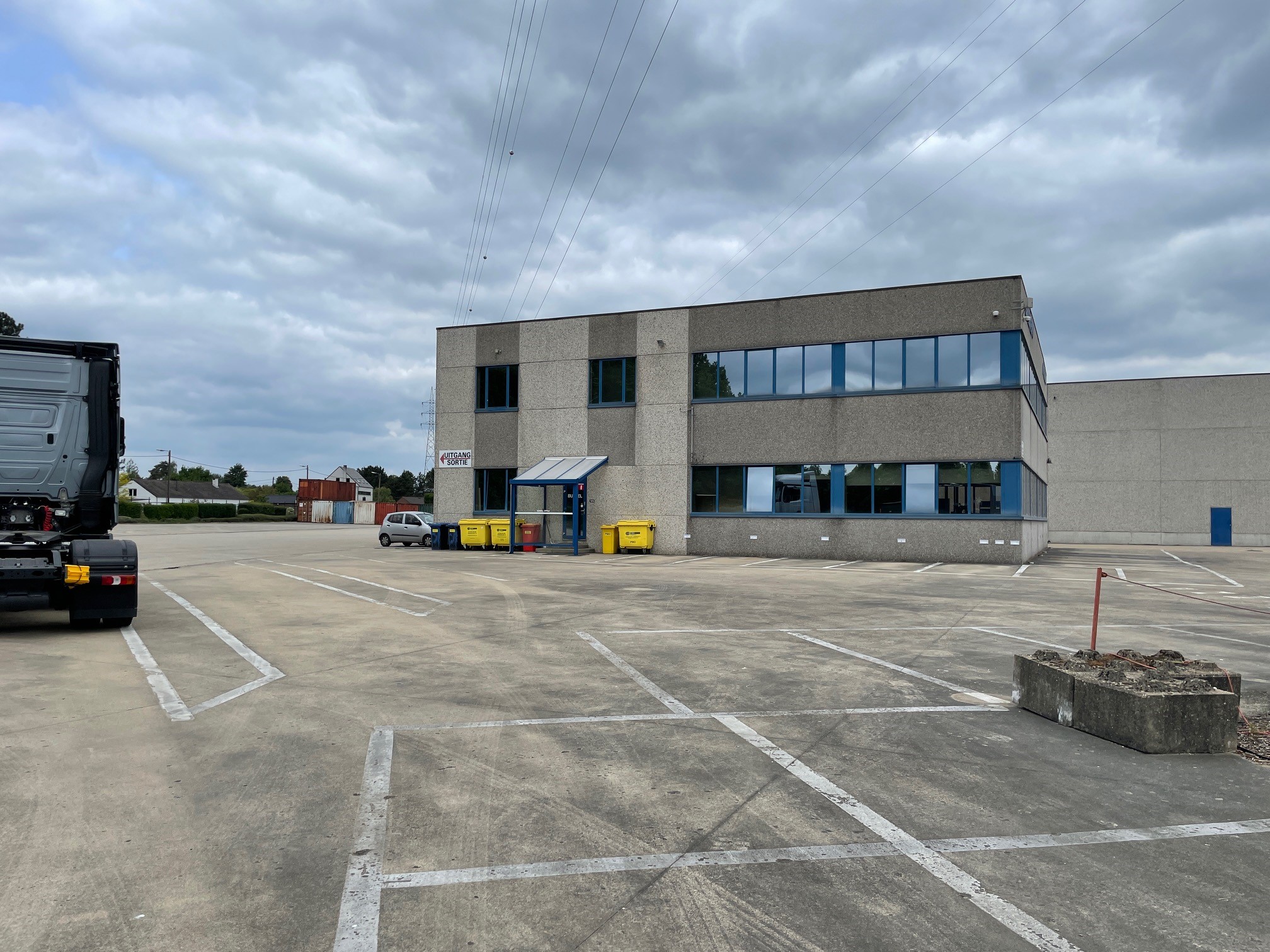Secondary facility image