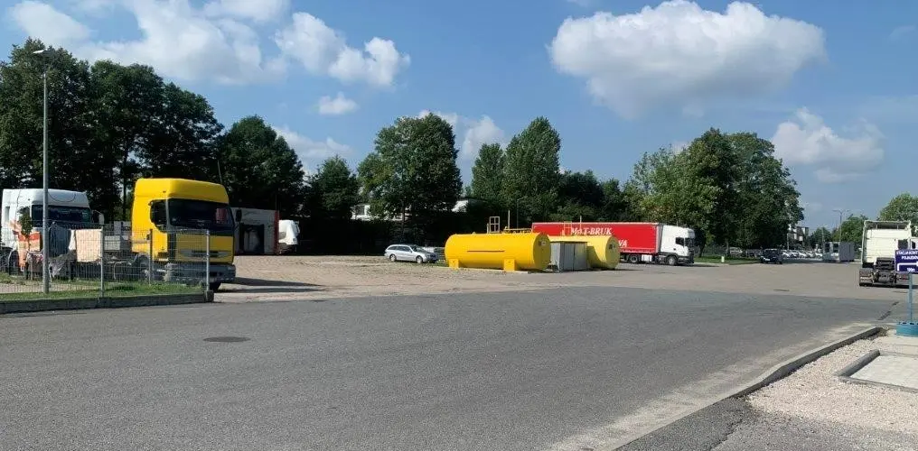 Secondary facility image