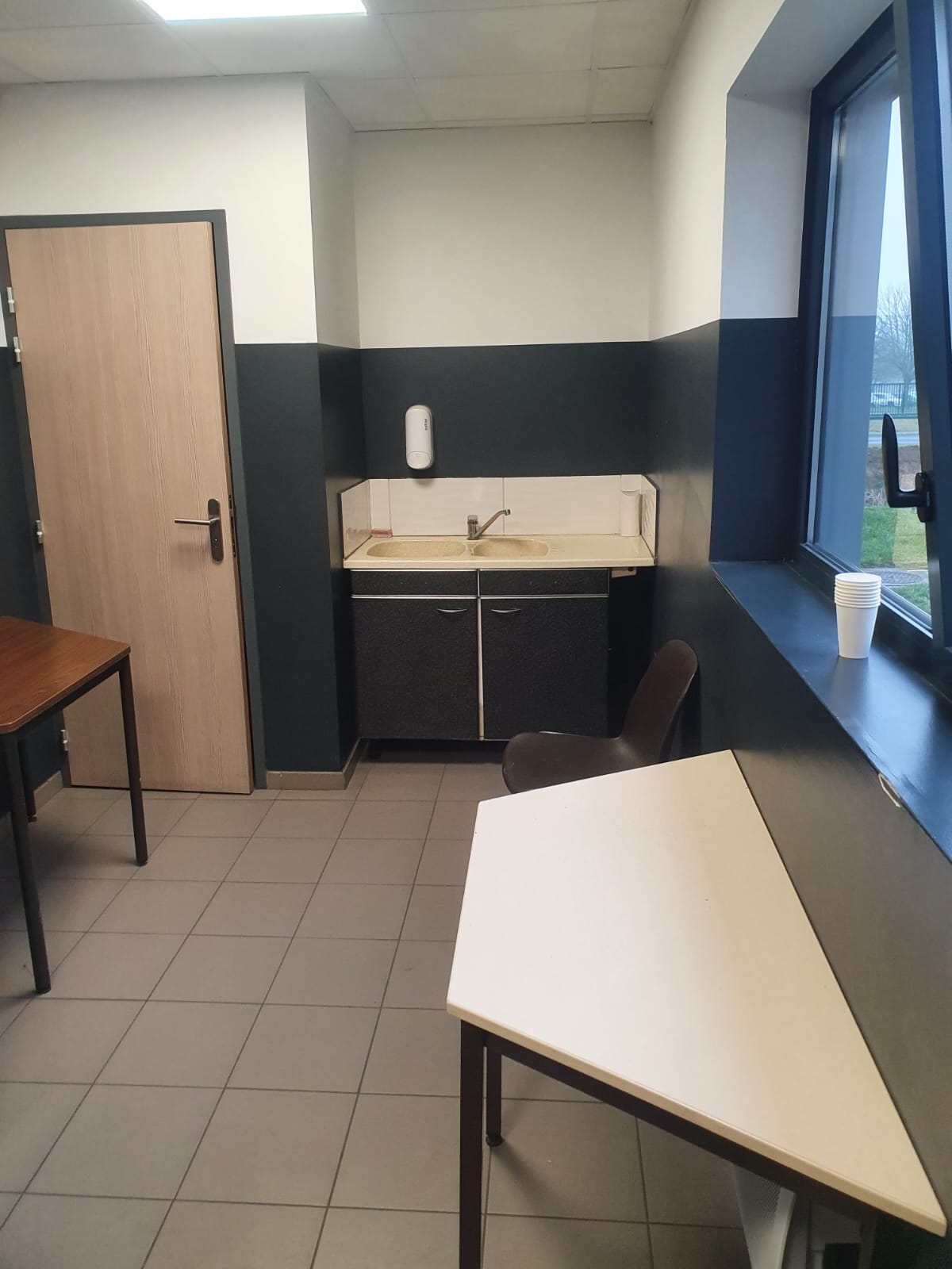 Secondary facility image