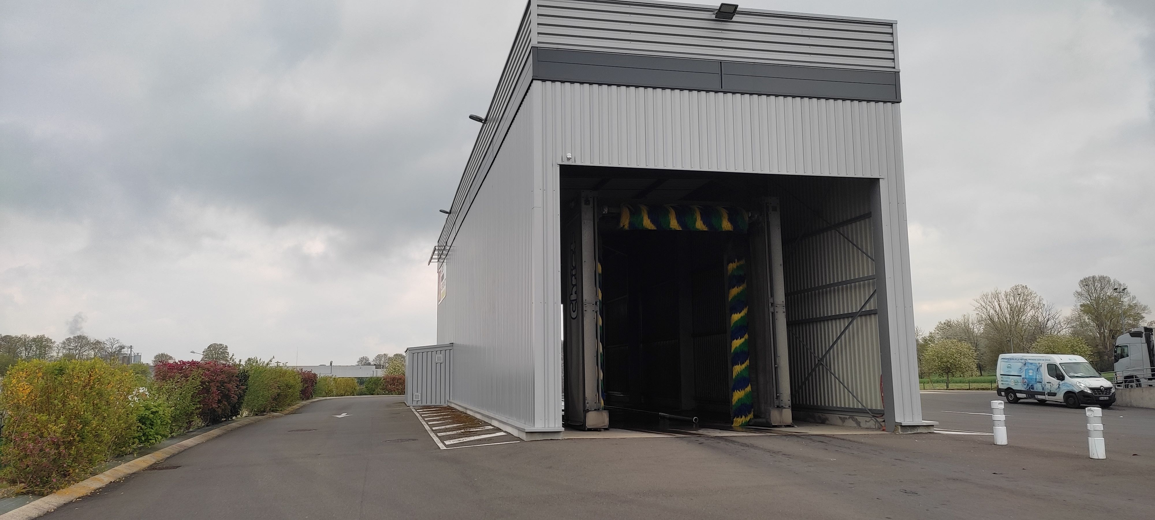 Secondary facility image