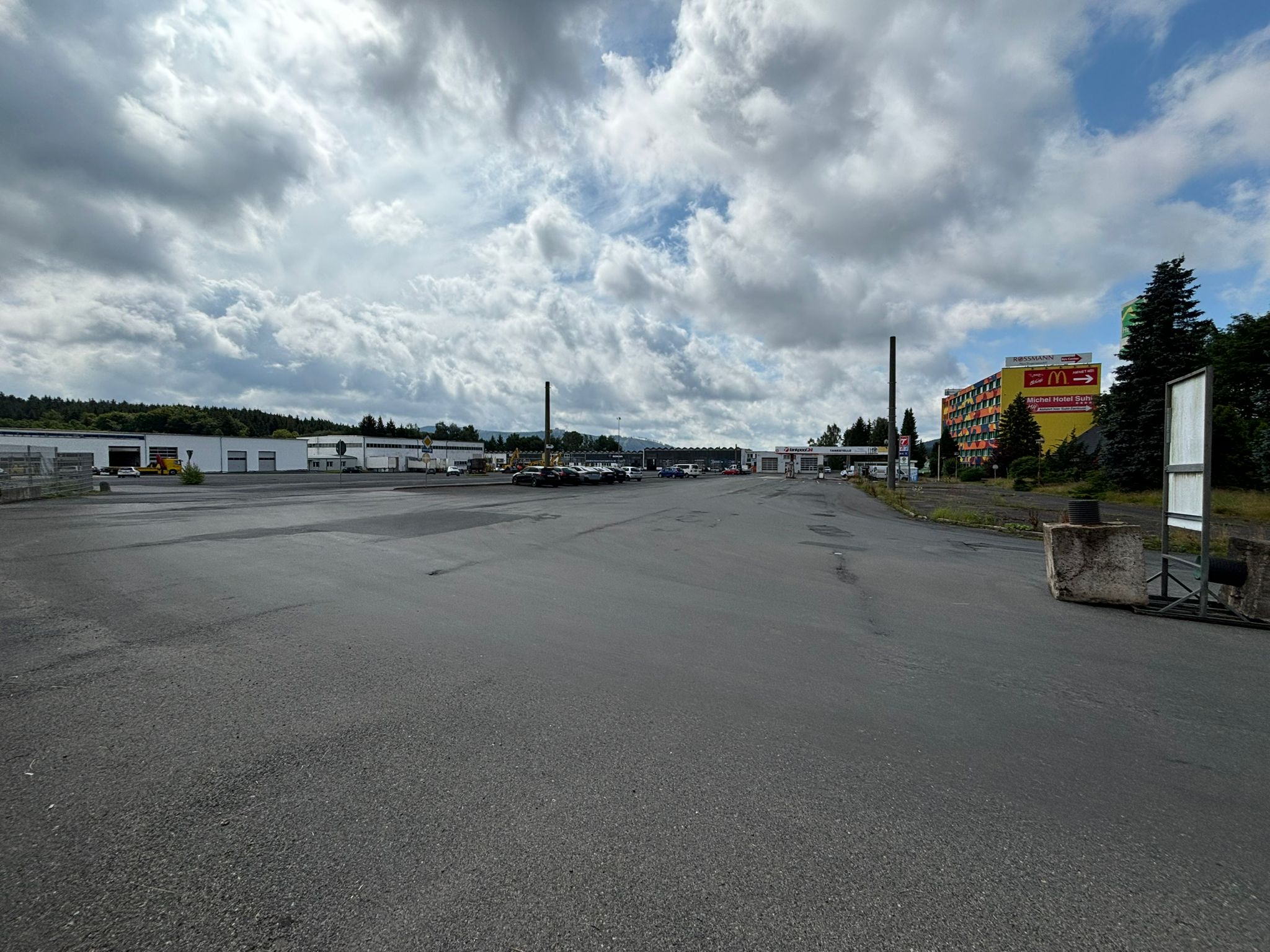 Secondary facility image