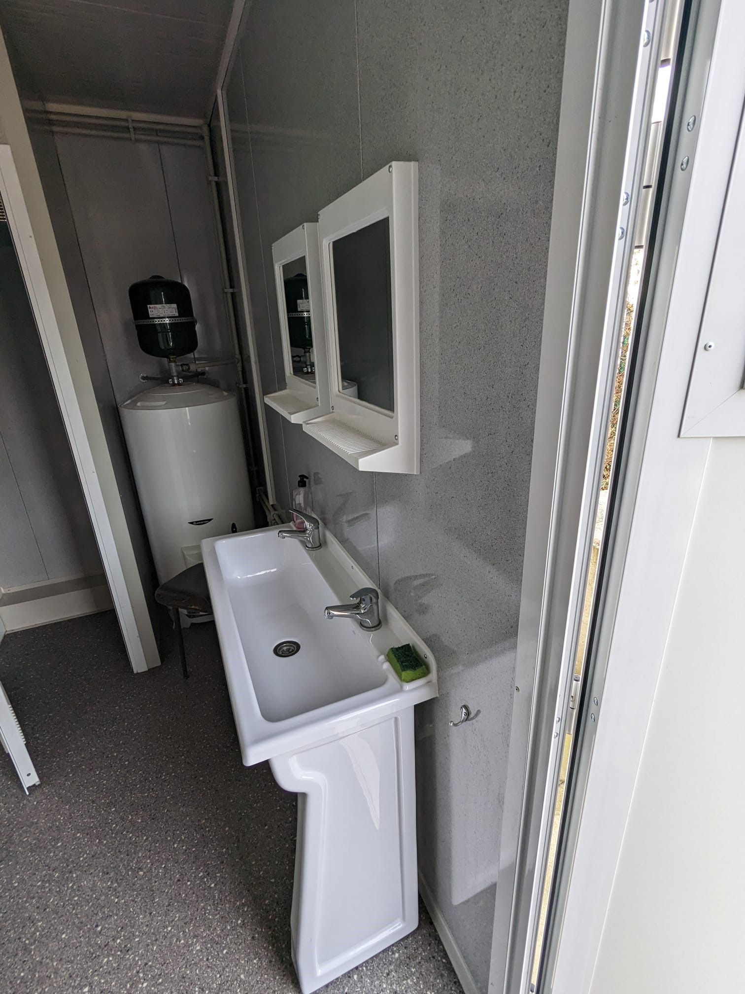 Secondary facility image
