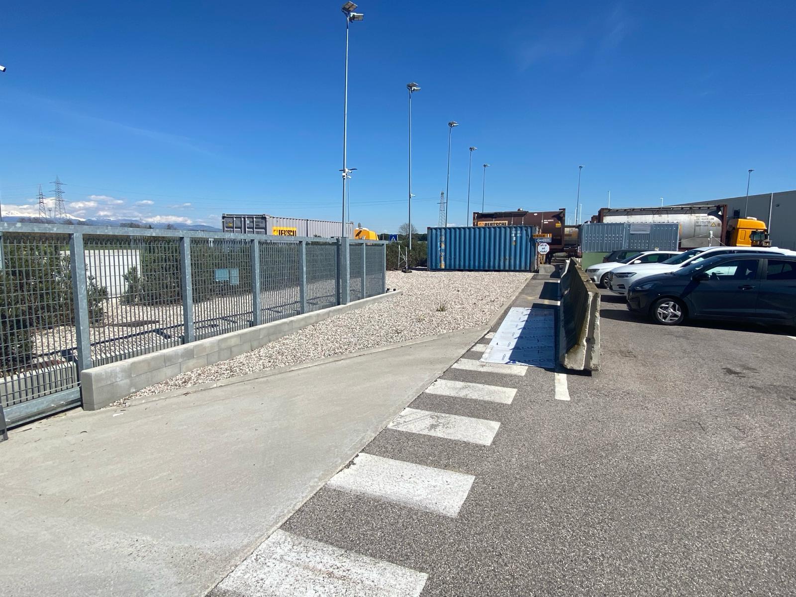 Secondary facility image
